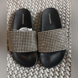 Steve Madden Sign Rhinestone Slide Sandals size 7